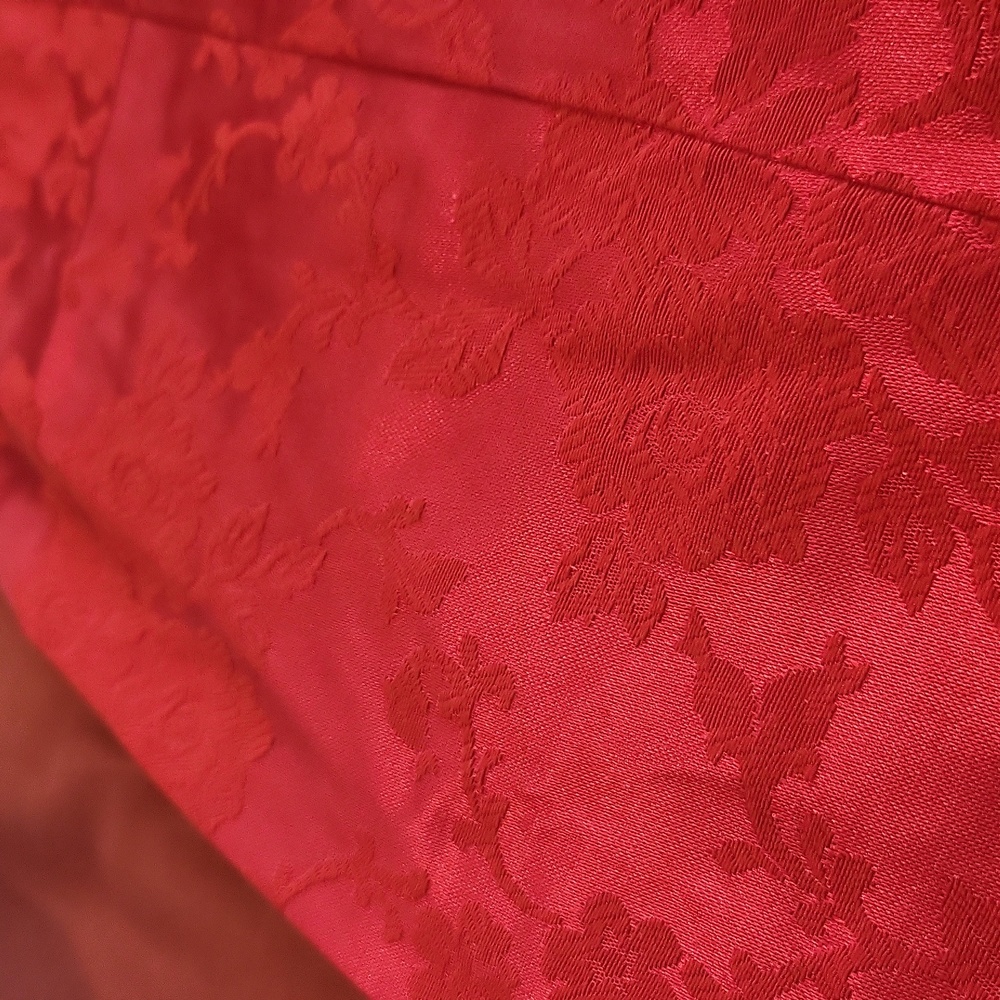 Dress - Picture 4 of 7